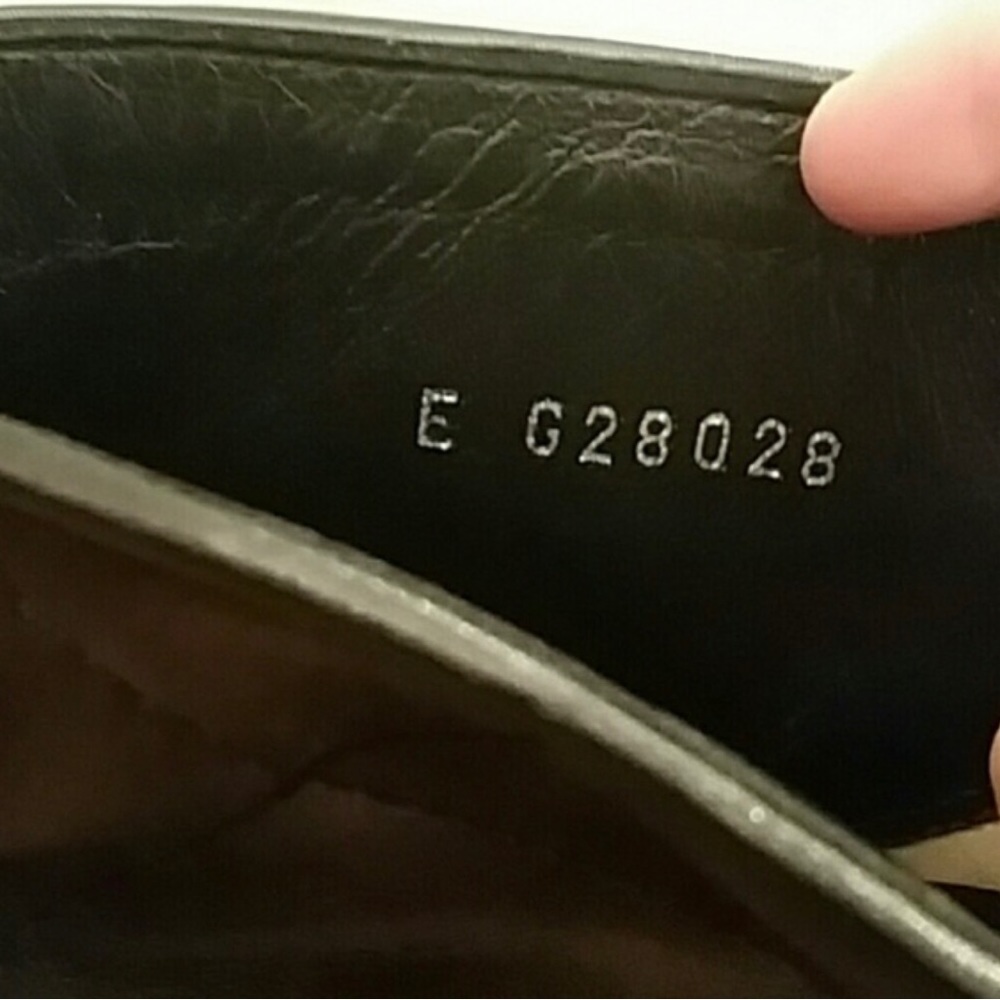 CHANEL quilted black leather booties - Picture 5 of 5